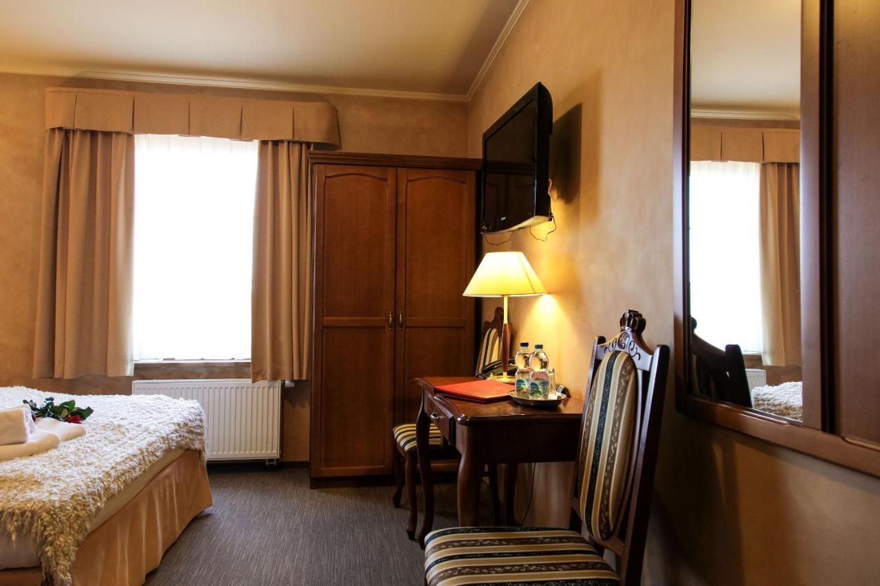 Hotel Ksiecia Jozefa Познань Экстерьер фото
